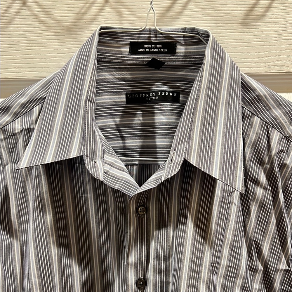 Geoffrey Beene Gray Striped Dress Shirt XL 17 34/35 in great condition